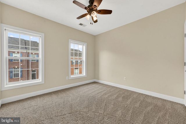 2222 MARGRAF CIR, Woodbridge, VA 22191