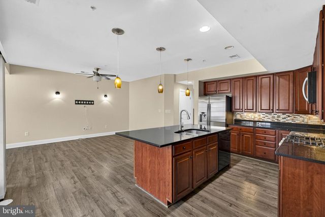 2222 MARGRAF CIR, Woodbridge, VA 22191