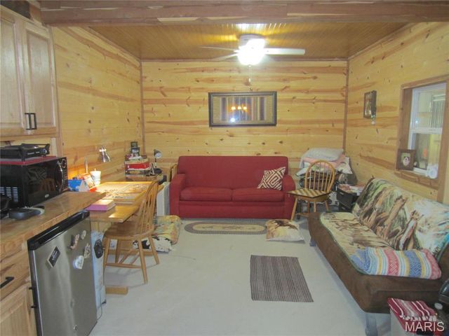 100 Cool Breeze Lane, Fredericktown, MO 63645