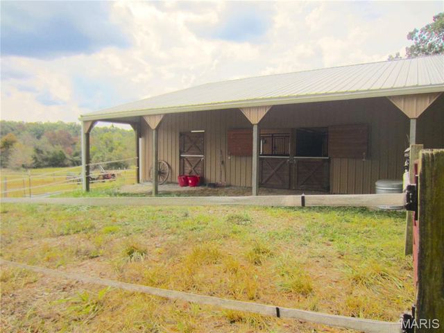 100 Cool Breeze Lane, Fredericktown, MO 63645