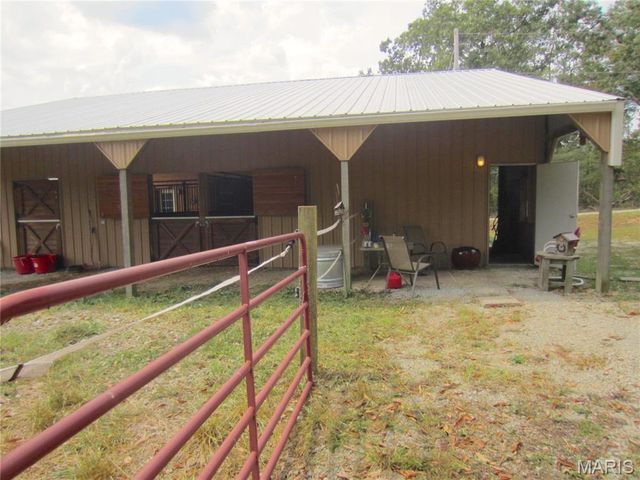 100 Cool Breeze Lane, Fredericktown, MO 63645