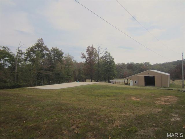 100 Cool Breeze Lane, Fredericktown, MO 63645