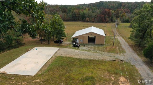 100 Cool Breeze Lane, Fredericktown, MO 63645