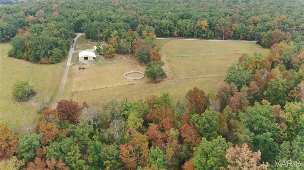 100 Cool Breeze Lane, Fredericktown, MO 63645