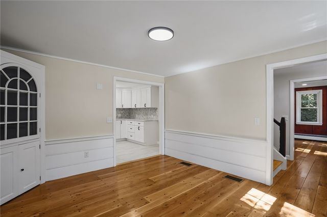 23 Wildrose Court, Warwick, RI 02888