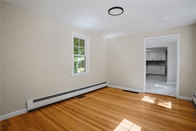 23 Wildrose Court, Warwick, RI 02888