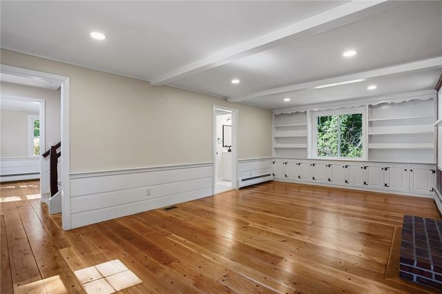 23 Wildrose Court, Warwick, RI 02888