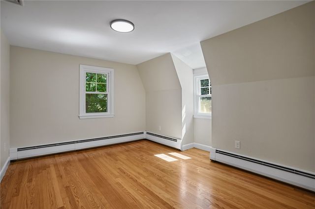 23 Wildrose Court, Warwick, RI 02888