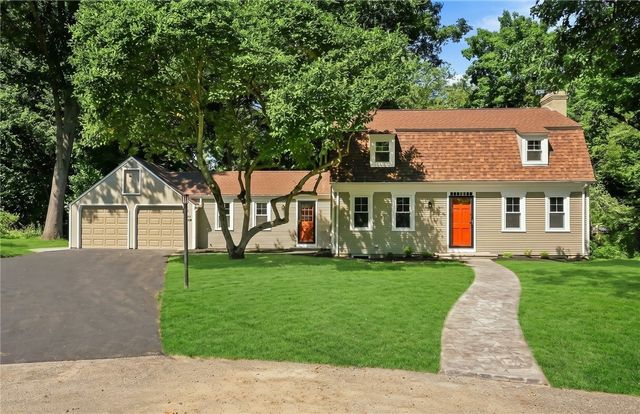 23 Wildrose Court, Warwick, RI 02888