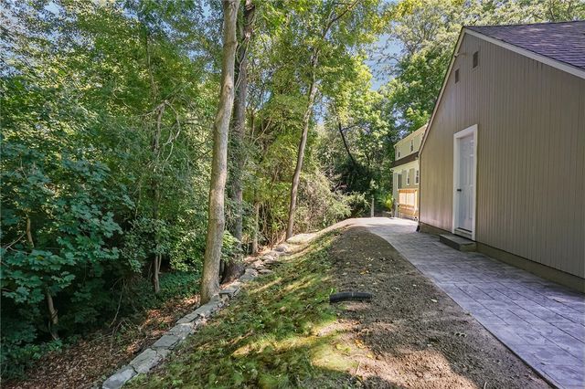 23 Wildrose Court, Warwick, RI 02888