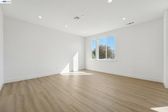 1933 Grand Street, Alameda, CA 94501