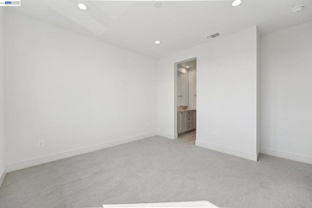 1933 Grand Street, Alameda, CA 94501