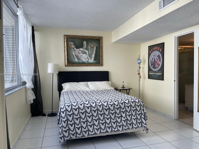 3180 S Ocean Dr 506, Hallandale Beach, FL 33009