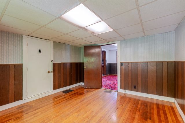 186 Summer St, Gardner, MA 01440