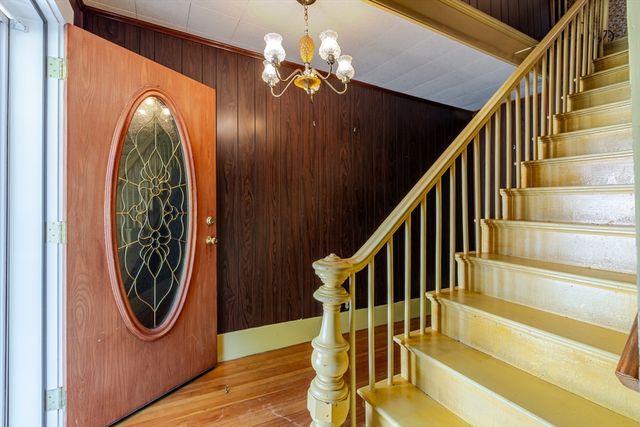 186 Summer St, Gardner, MA 01440