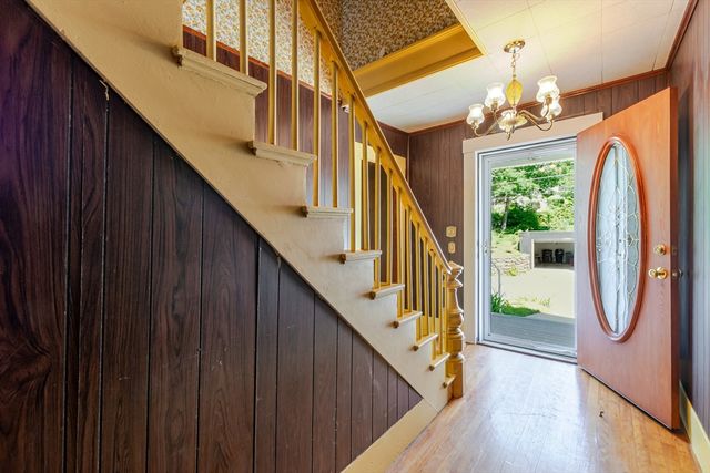 186 Summer St, Gardner, MA 01440