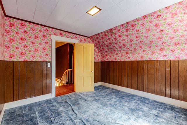 186 Summer St, Gardner, MA 01440