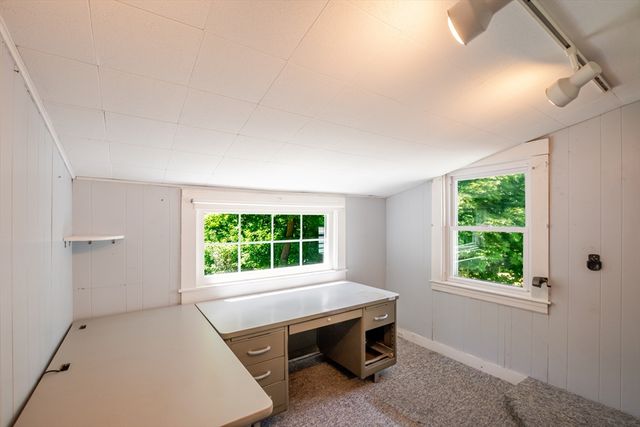 186 Summer St, Gardner, MA 01440