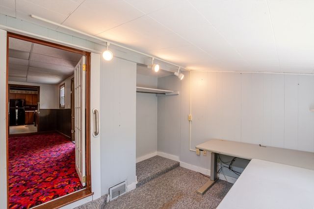 186 Summer St, Gardner, MA 01440