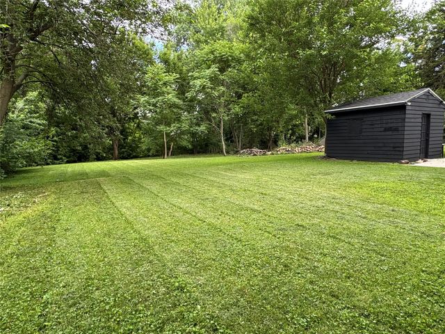 2405 57th Street, Des Moines, IA 50310