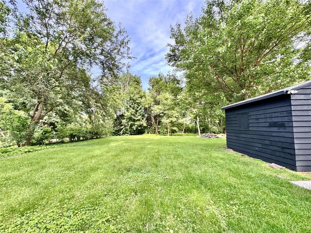 2405 57th Street, Des Moines, IA 50310