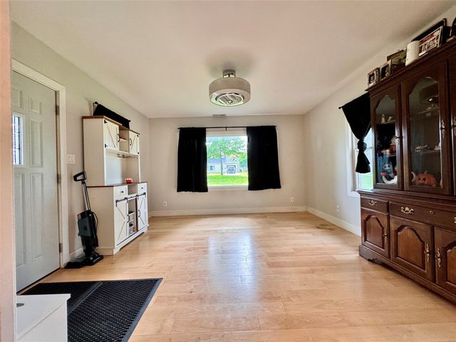 2405 57th Street, Des Moines, IA 50310