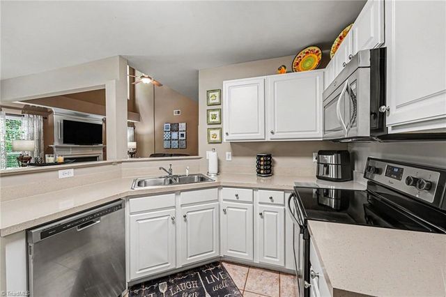 3368 CherryBrook Drive, Jamestown, NC 27282