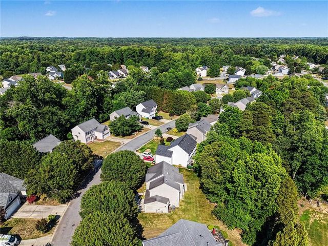 3368 CherryBrook Drive, Jamestown, NC 27282