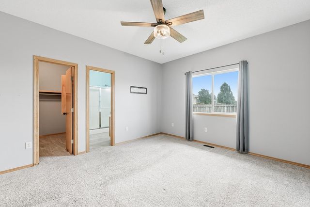 1755 W Saddle Brooke, Haysville, KS 67060