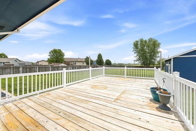 1755 W Saddle Brooke, Haysville, KS 67060