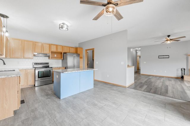 1755 W Saddle Brooke, Haysville, KS 67060