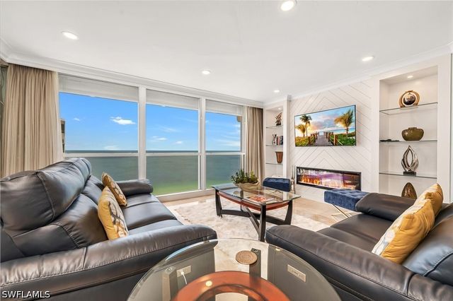 4401 Gulf Shore BLVD N PH3, Naples, FL 34103