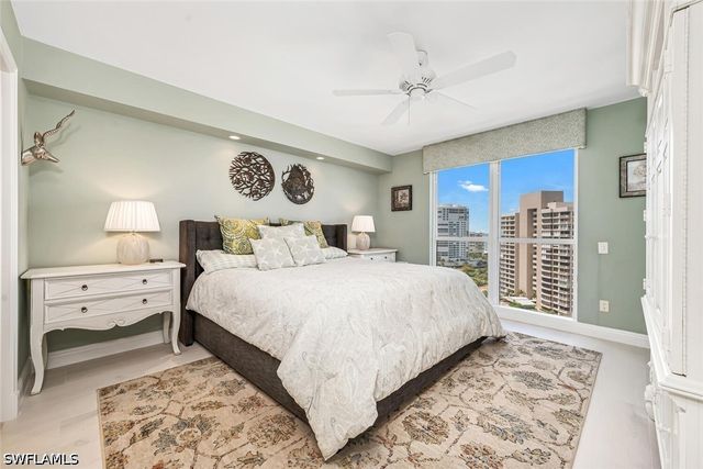 4401 Gulf Shore BLVD N PH3, Naples, FL 34103
