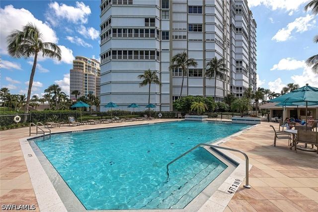 4401 Gulf Shore BLVD N PH3, Naples, FL 34103