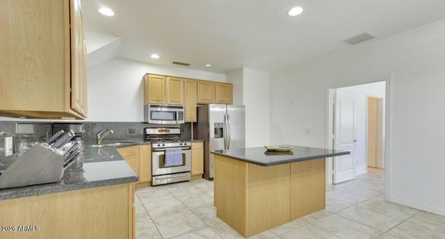 3430 E AVALON Drive, Phoenix, AZ 85018