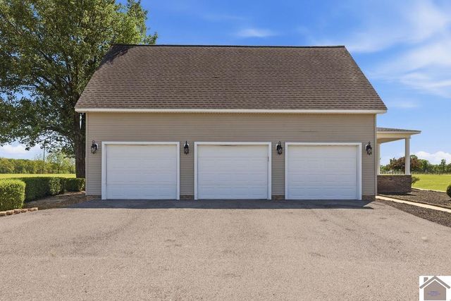 5132 Airport Rd, Almo, KY 42020
