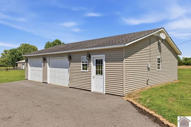 5132 Airport Rd, Almo, KY 42020