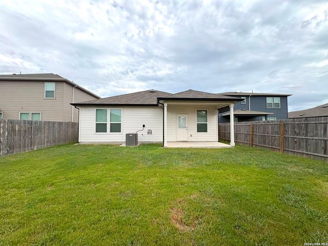 10223 Crossbuck, Converse, TX 78109