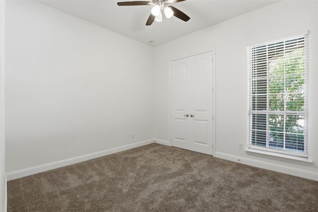 1383 Sandhurst Drive, Roanoke, TX 76262