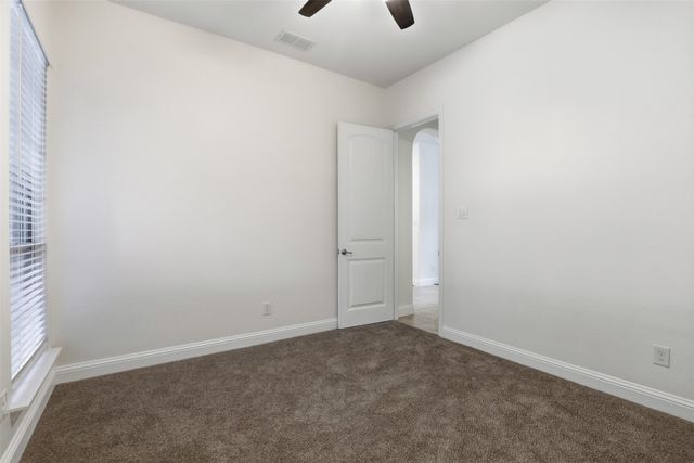 1383 Sandhurst Drive, Roanoke, TX 76262