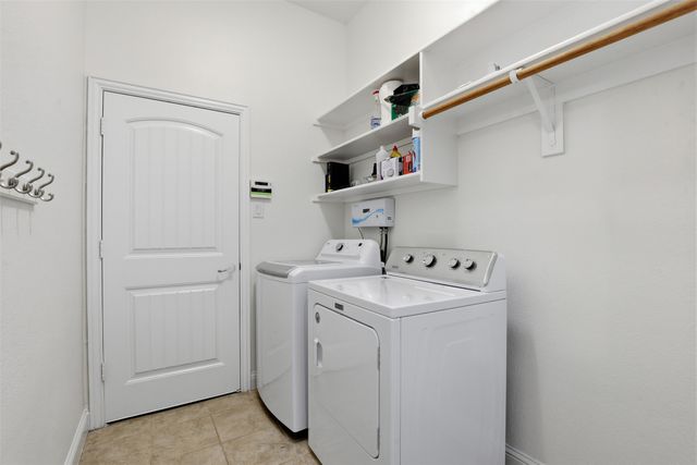 1383 Sandhurst Drive, Roanoke, TX 76262