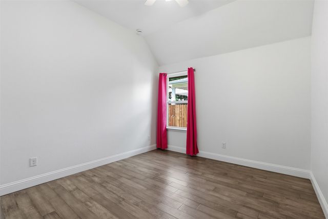 1383 Sandhurst Drive, Roanoke, TX 76262