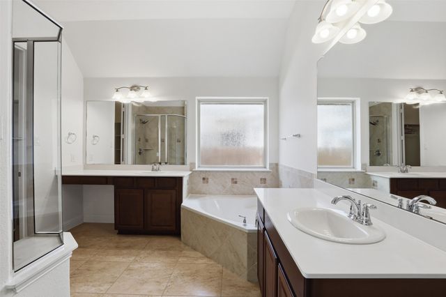 1383 Sandhurst Drive, Roanoke, TX 76262