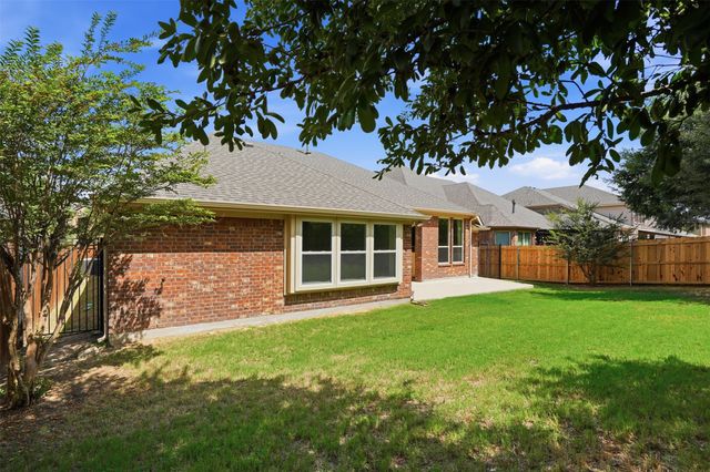 1383 Sandhurst Drive, Roanoke, TX 76262