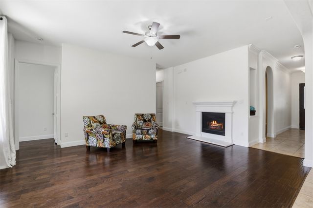 1383 Sandhurst Drive, Roanoke, TX 76262