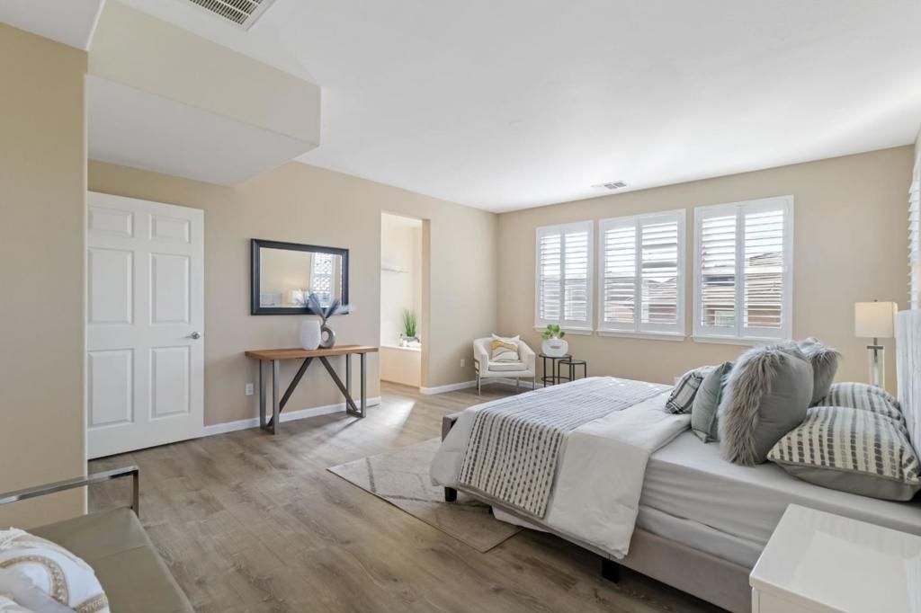 Image 24 of property listing at 300 Crestridge Court, San Jose, CA 95138