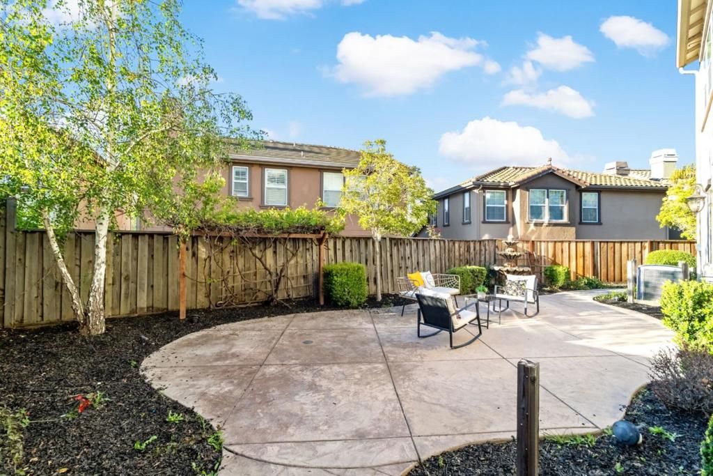 Image 49 of property listing at 300 Crestridge Court, San Jose, CA 95138