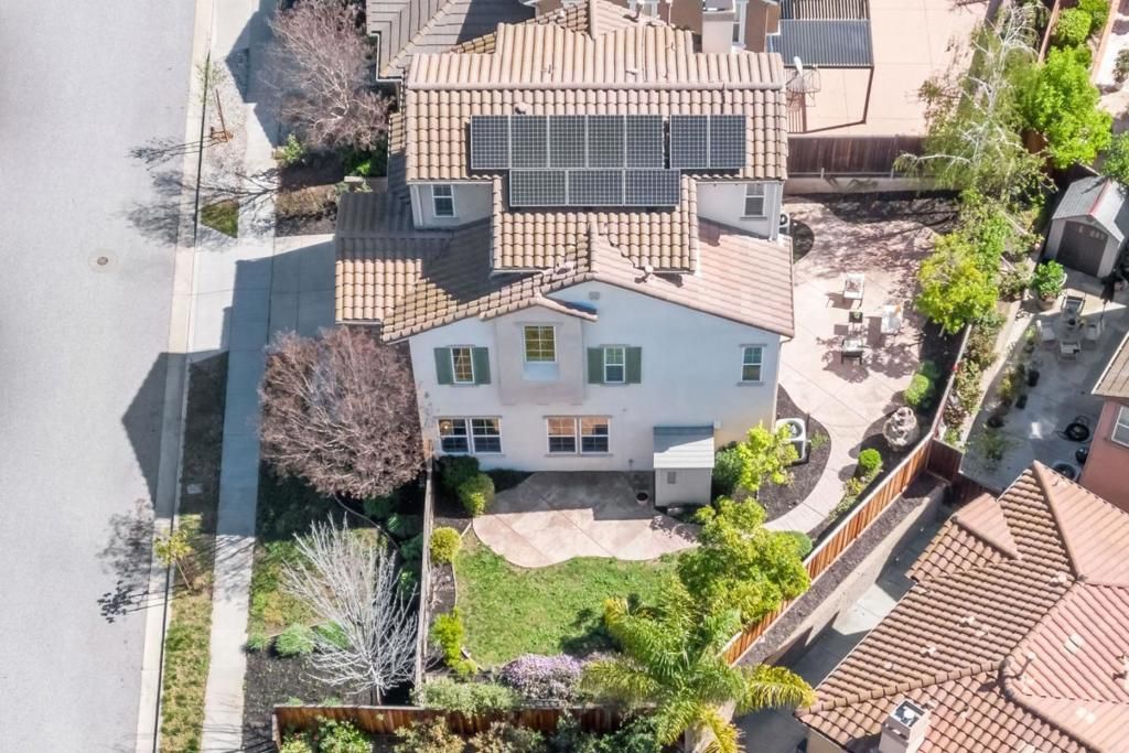 Image 56 of property listing at 300 Crestridge Court, San Jose, CA 95138