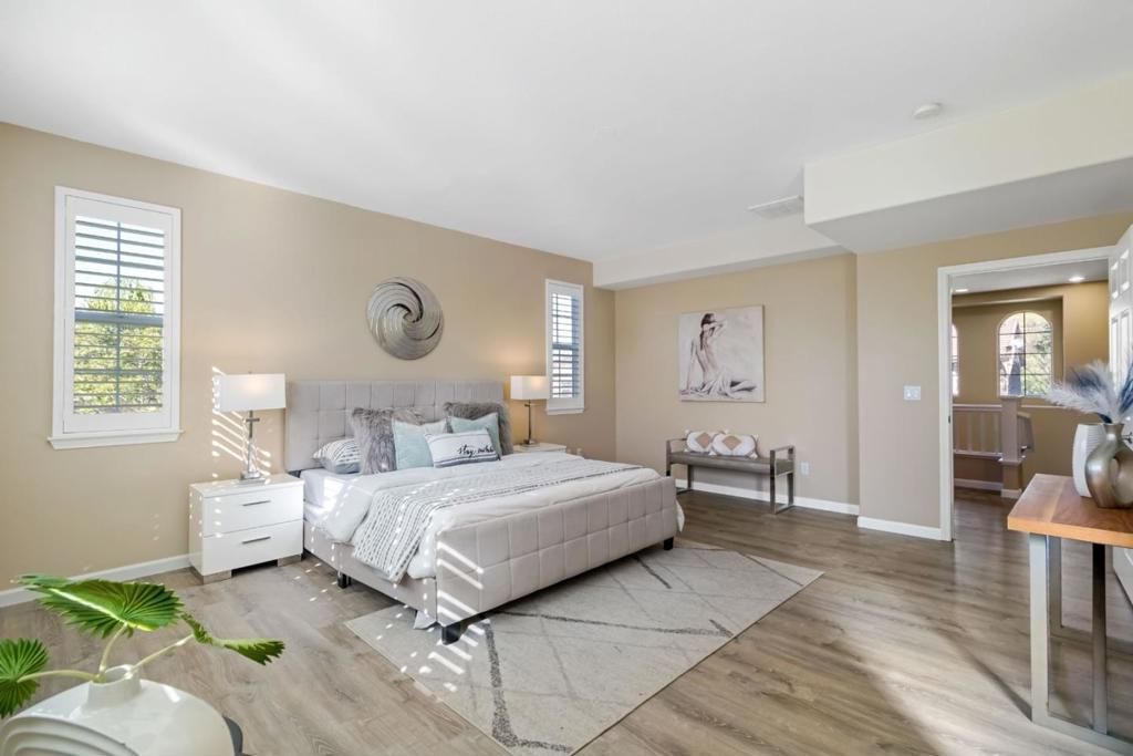 Image 6 of property listing at 300 Crestridge Court, San Jose, CA 95138