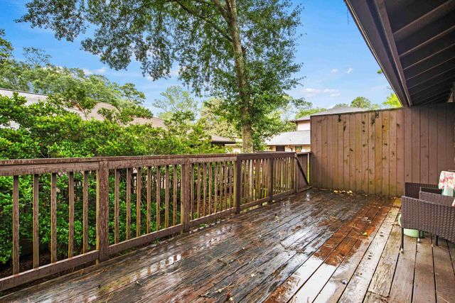 407 WESTWOOD Drive, Tallahassee, FL 32304